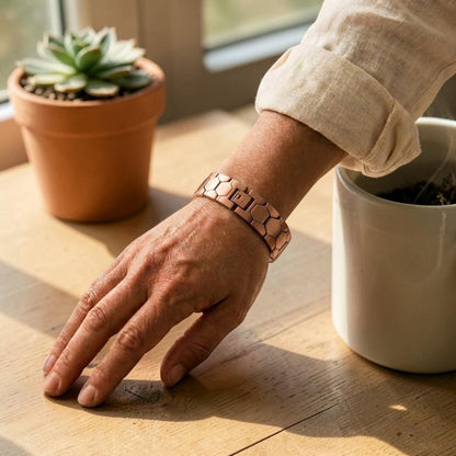 Effi Pure Copper Bracelet With Magnetic Therapy