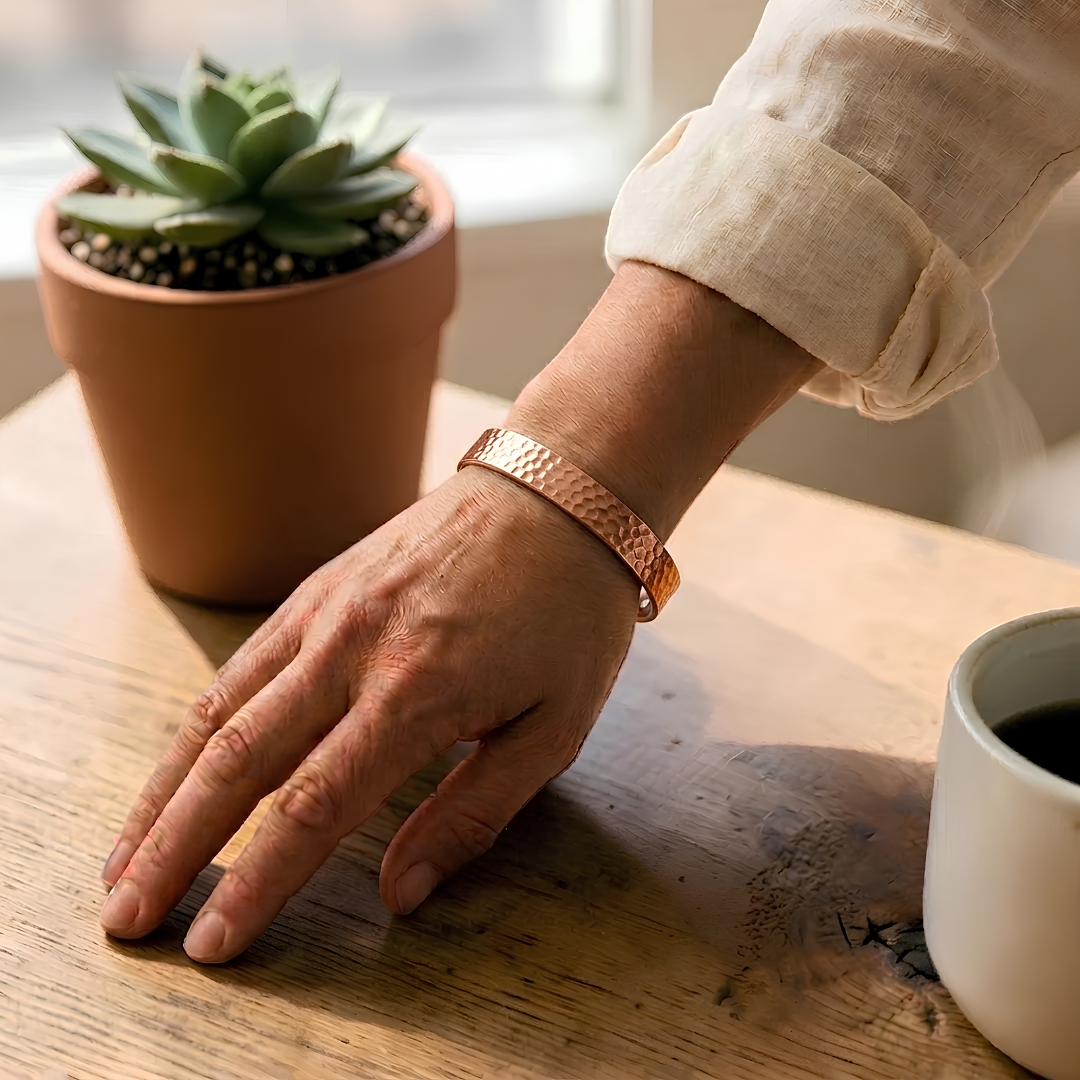 Viola Pure Copper Bracelet With Magnetic Therapy