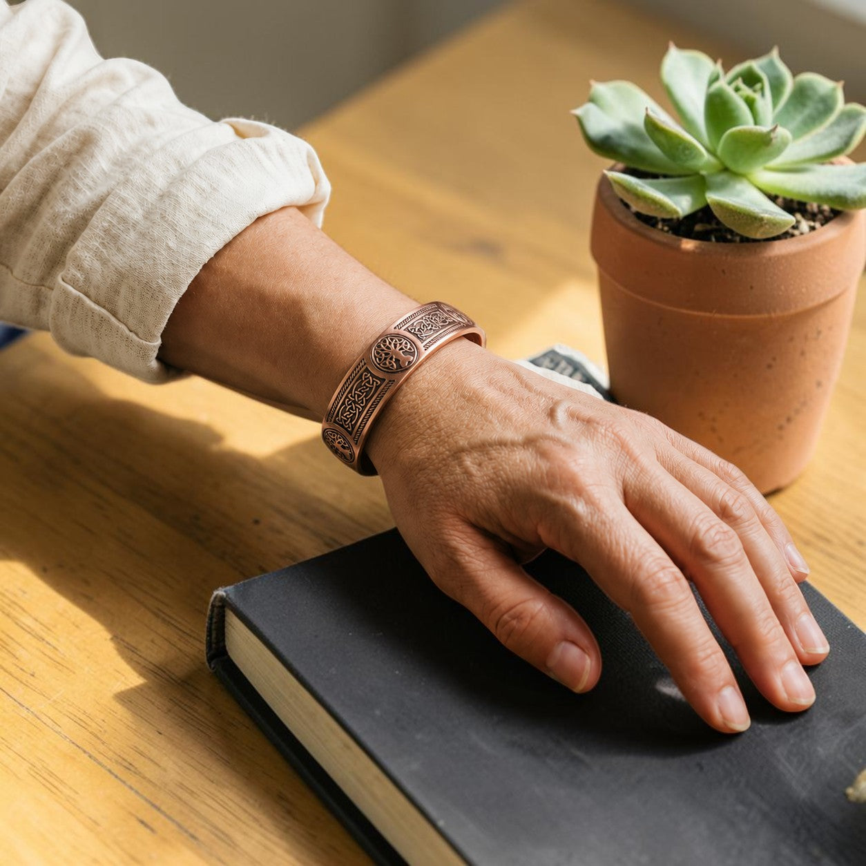 Bough Pure Copper Bracelet With Magnetic Therapy
