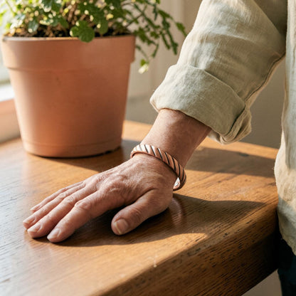 Thorn Pure Copper Bracelet With Magnetic Therapy